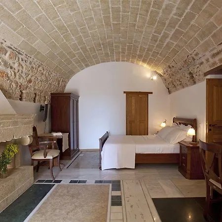 Likinia Hotel 4*
