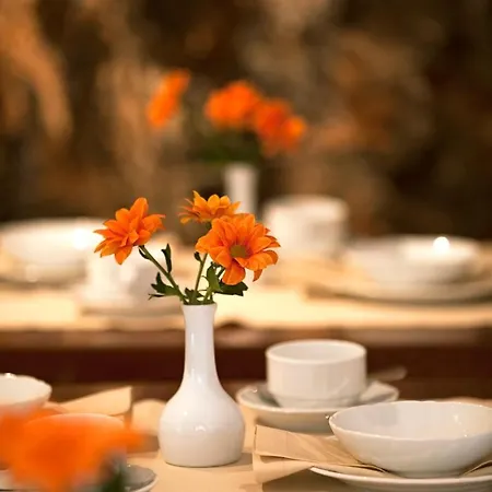 فندق Likinia